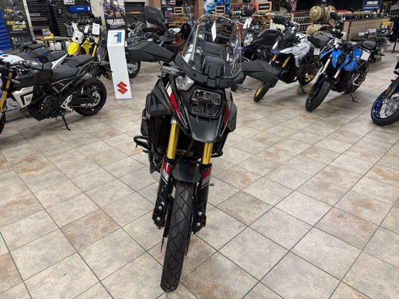 New 2025 Suzuki V-STROM 1050DE Image 12