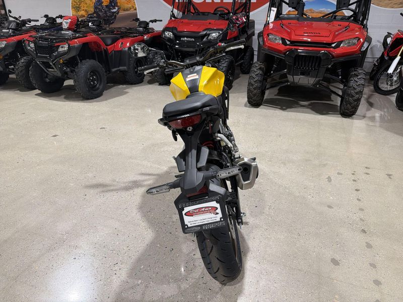 New 2026 Honda CB300R ABS Image 16