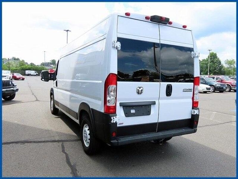 2023 RAM ProMaster 2500 High RoofImage 5