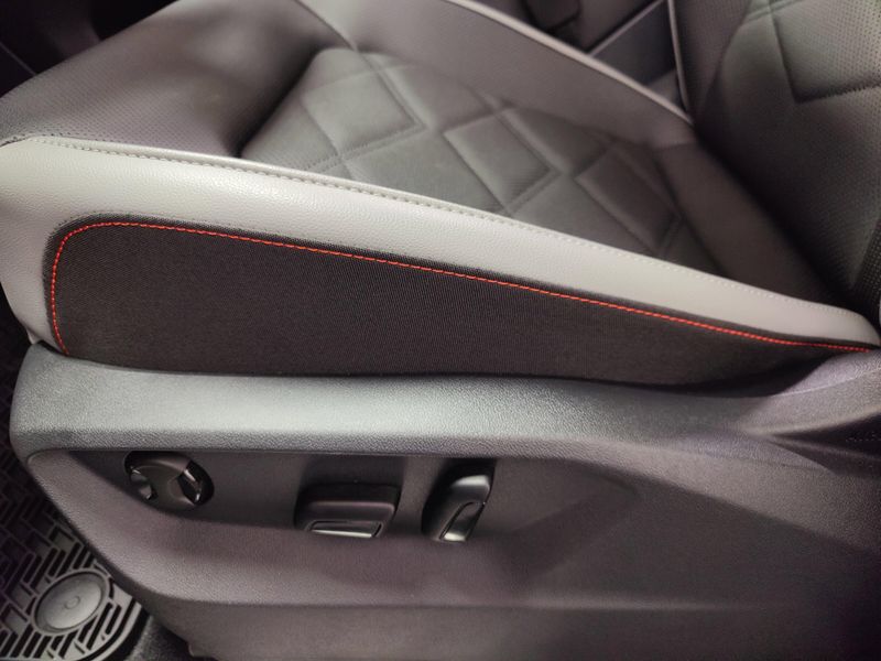 Used 2025 Volkswagen Atlas AWD Peak Edition w/SunroofImage 20