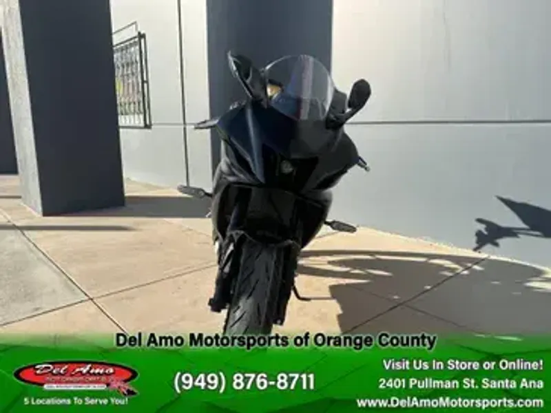 New 2025 Yamaha YZF-R7 Image 3