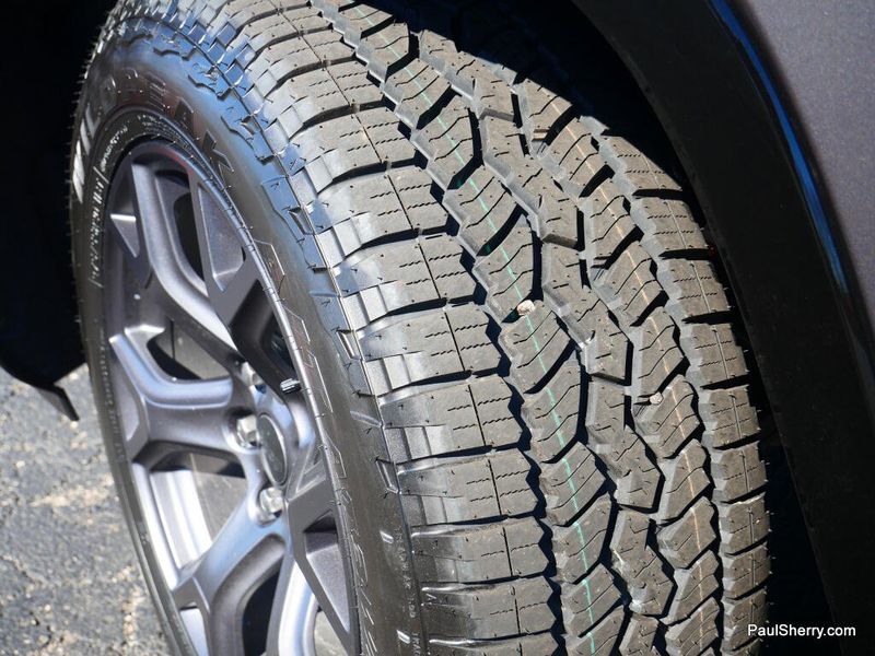 2026 Jeep Grand Wagoneer Upland 4x4