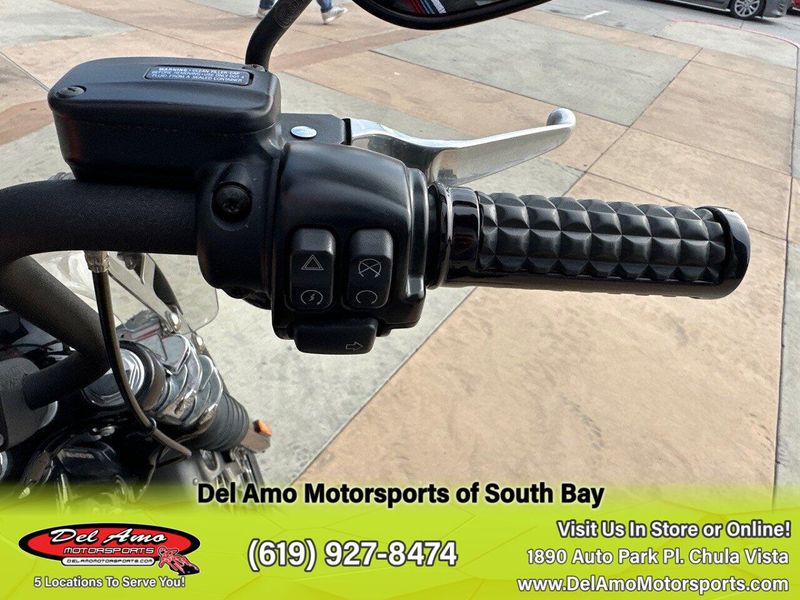 2019 Harley-Davidson SOFTAIL STREET BOB  in a BLACK/GREEN exterior color. Del Amo Motorsports of South Bay (619) 547-1937 delamomotorsports.com 