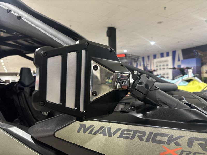 New 2026 Can-Am MAVERICK R MAX X RC WITH SMART-SHOX 999T DCT Image 19