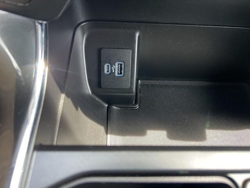 2022 Ford F-150 XLTImage 33