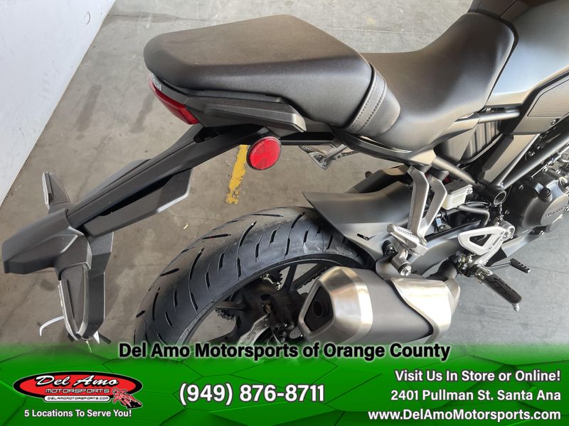 2025 Honda CB300R ABS Image 13