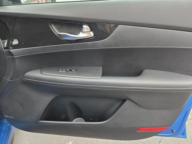 Used 2024 Kia Forte GT-Line IVT