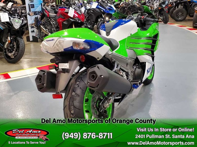 2024 Kawasaki ZX1400JRFNL-GN1  in a LIME GREEN/PEARL CRYSTAL WHITE/BLUE exterior color. Del Amo Motorsports of Orange County (949) 416-2102 delamomotorsports.com 