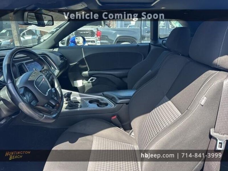 2022 Dodge Challenger R/TImage 9