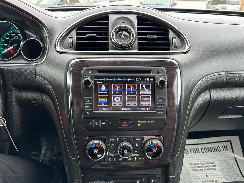 2015 Buick Enclave Leather GroupImage 7
