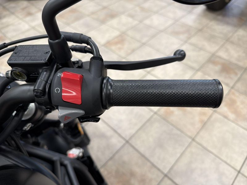 New 2026 Honda REBEL 300 E-CLUTCH Image 24