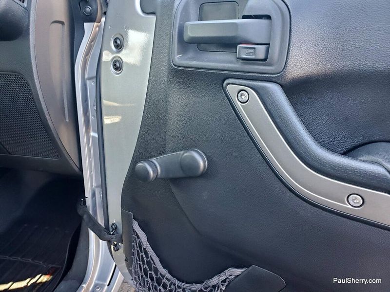 Used 2015 Jeep Wrangler Unlimited Sport