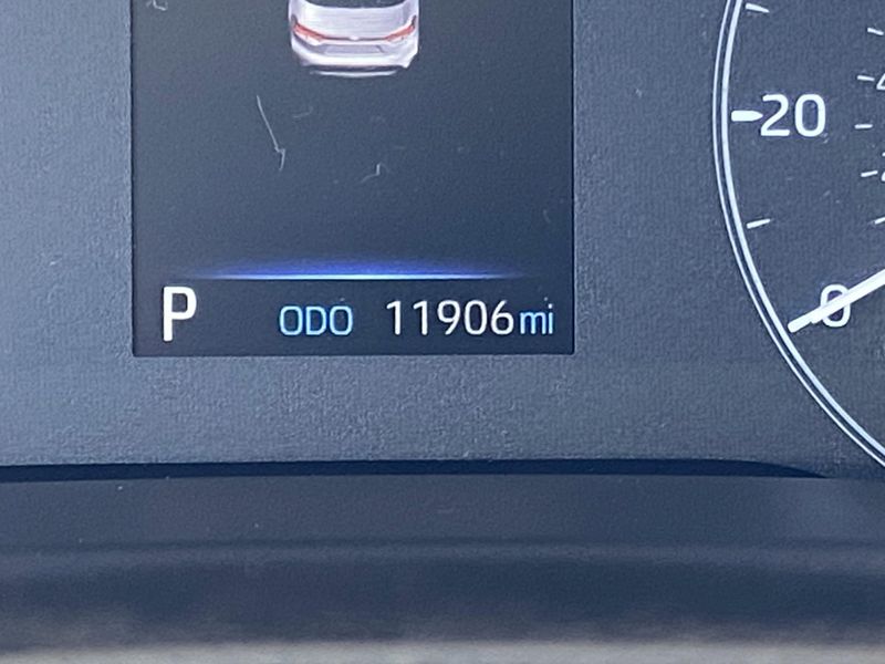 2024 Toyota Corolla LEImage 29