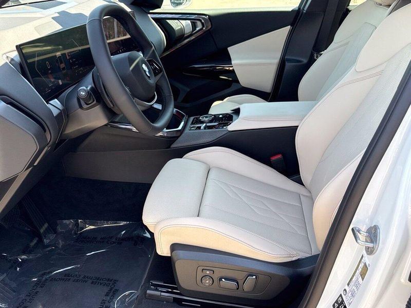 New 2026 BMW X3 30 xDriveImage 17