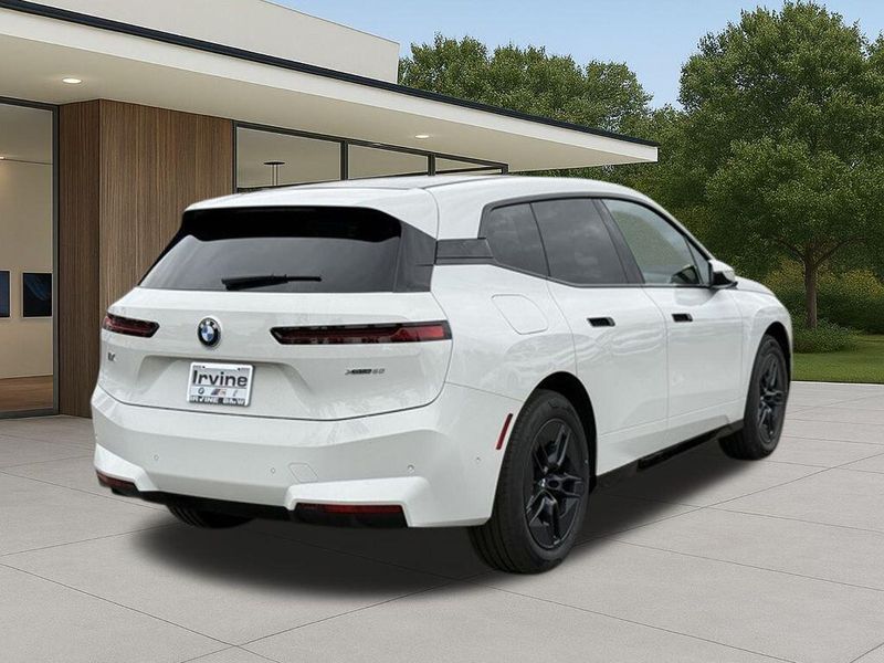 New 2026 BMW iX xDrive60Image 8