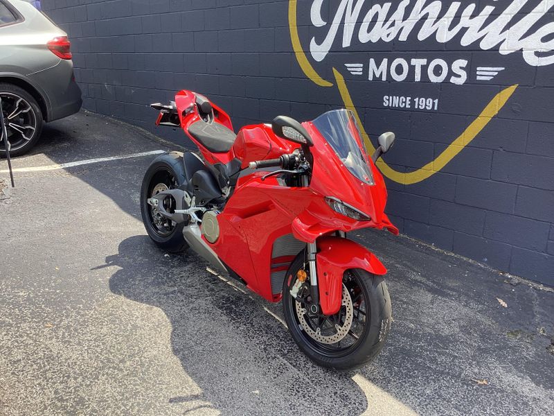 New 2025 Ducati PANIGALE V4 S 