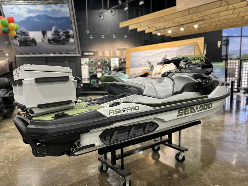 2025 Sea-Doo FISHPRO APEX 300 (SOUND SYSTEM) Image 3