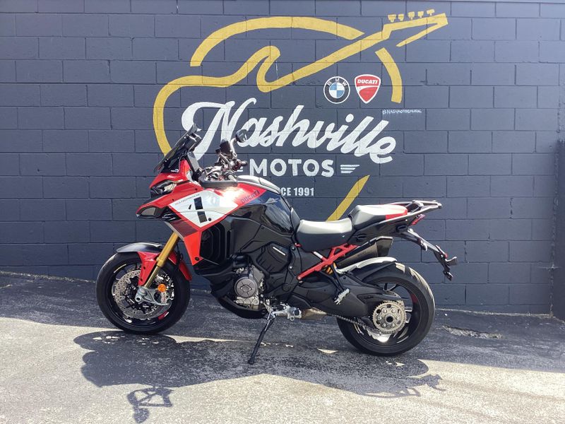 2024 Ducati Multistrada V4 Pikes Peak 