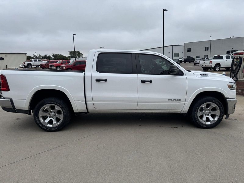 2025 Ram 1500 Big Horn photo 6