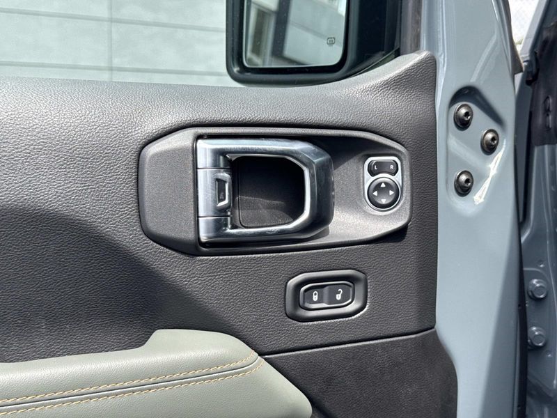 New 2026 Jeep Gladiator Mojave X 4x4