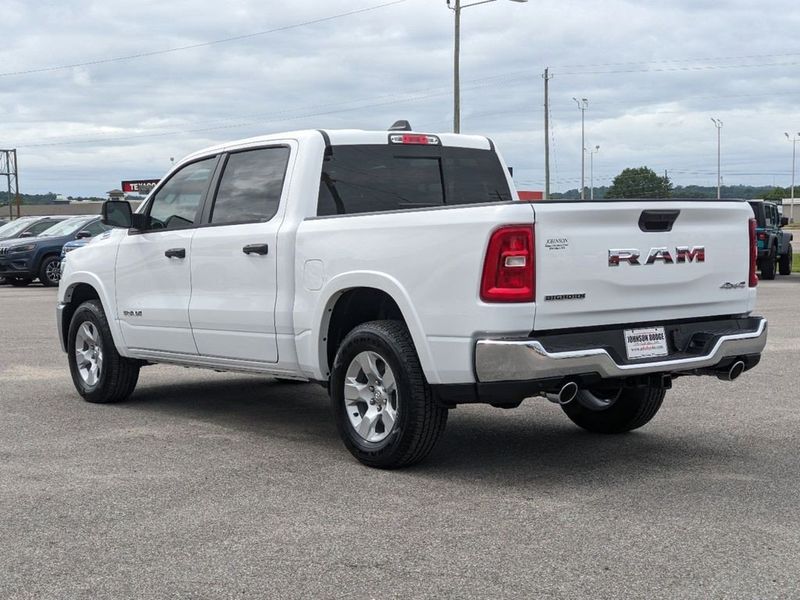 2025 RAM 1500 Big Horn Crew Cab 4x4 5