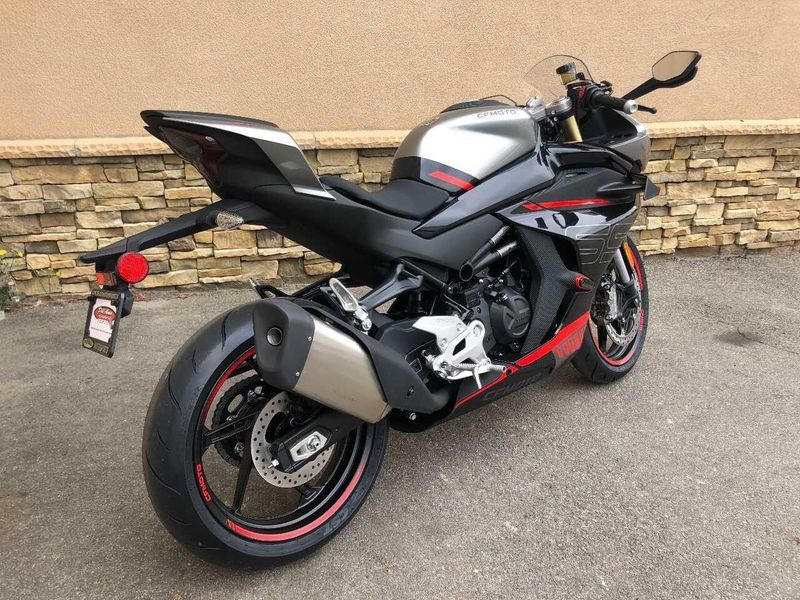 2024 CFMOTO 450SS Image 3