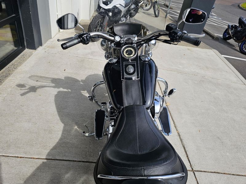 Used 2006 Harley-Davidson Softail Deluxe 