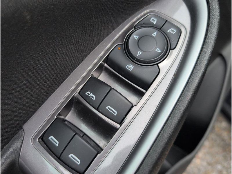 Used 2023 Chevrolet Malibu LTImage 12