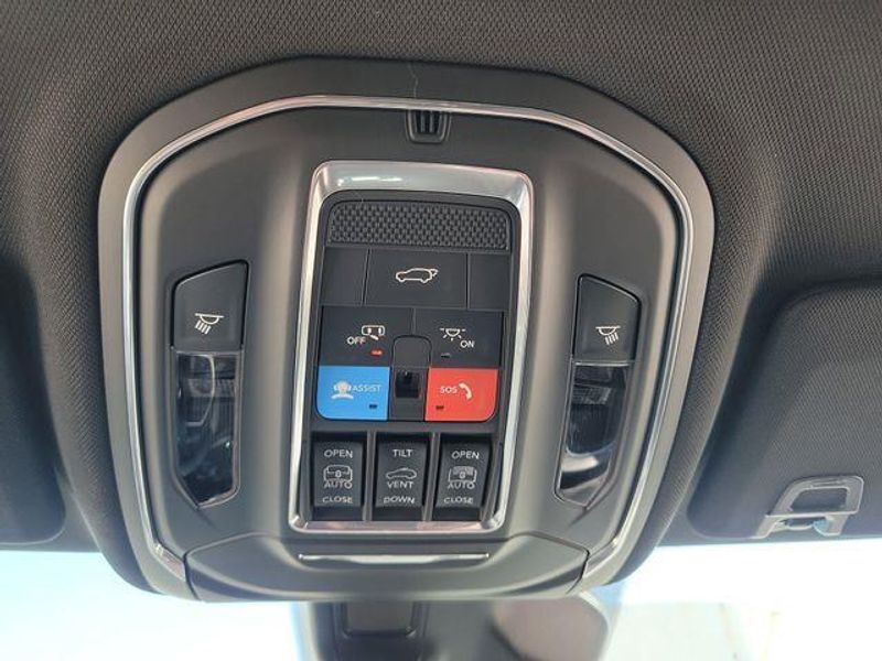 New 2026 Jeep Grand Cherokee Limited 4x4