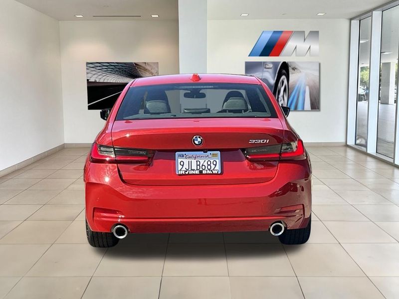 2024 BMW 3 Series 330iImage 6