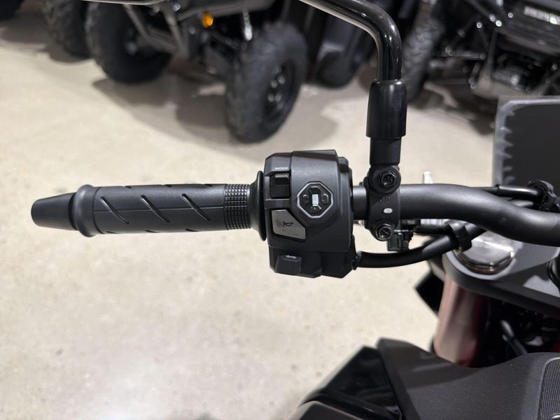 New 2026 Honda CB750 HORNET E-CLUTCH Image 22