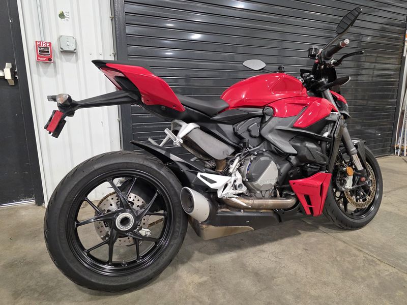 Used 2022 Ducati Streetfighter V2 
