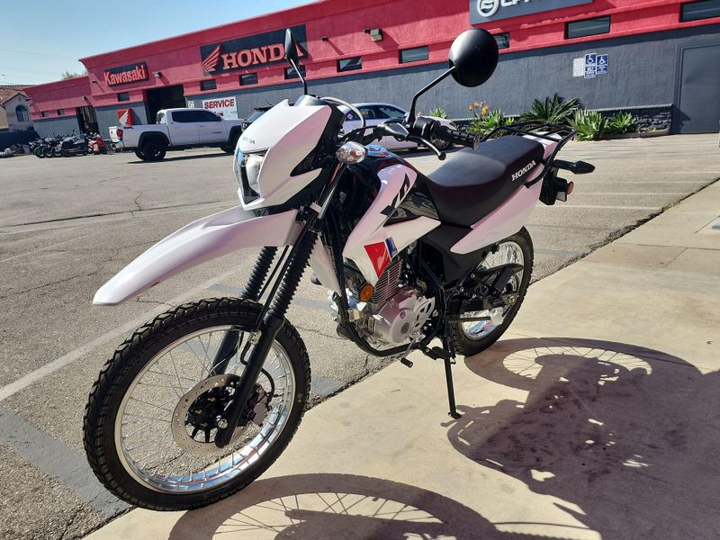 New 2025 Honda XR150L Image 16