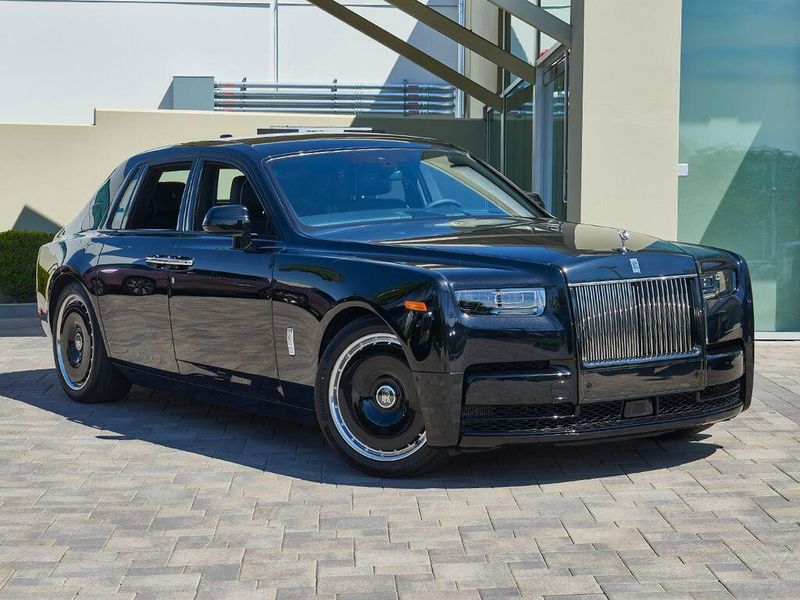 New 2026 Rolls-Royce Phantom Image 5