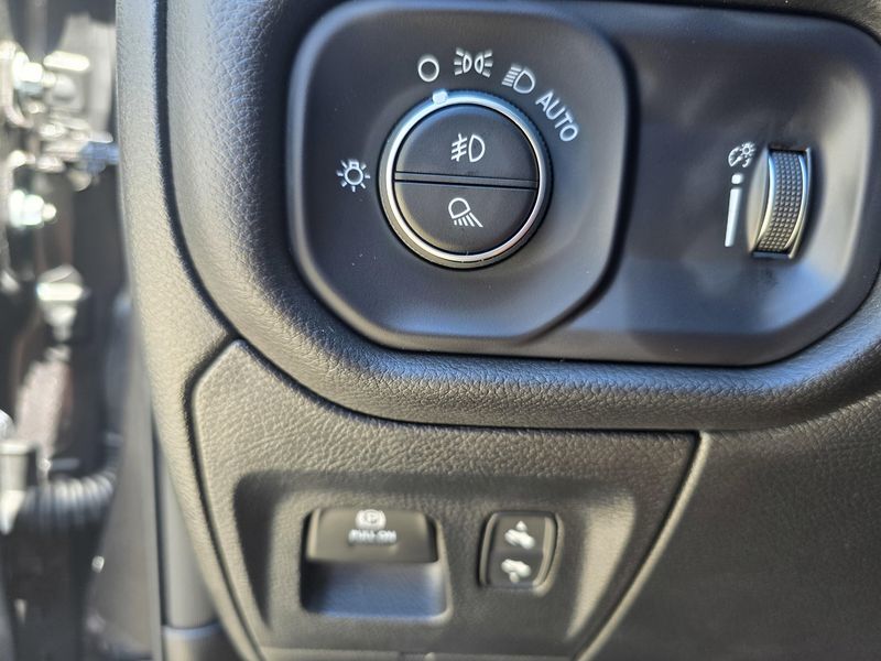 New 2025 RAM 1500 Big HornImage 21