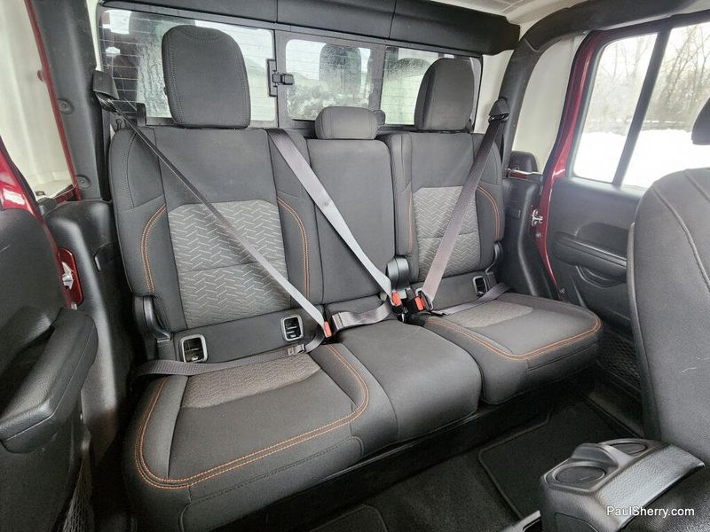 Used 2022 Jeep Gladiator Mojave