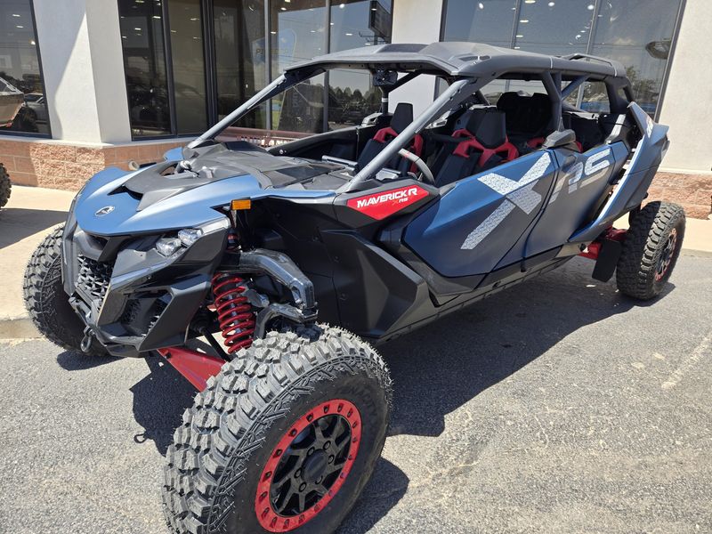 2025 Can-Am MAVERICK R MAX X RS 999T DCT DUSTY NAVY AND LEGION RED Image 1