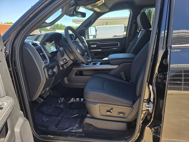 New 2025 RAM 2500 Big HornImage 11