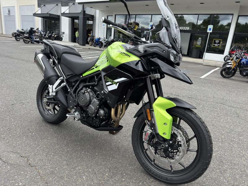 2025 Triumph Tiger 850 Sport - ROULETTE GREEN - JET BLACK 