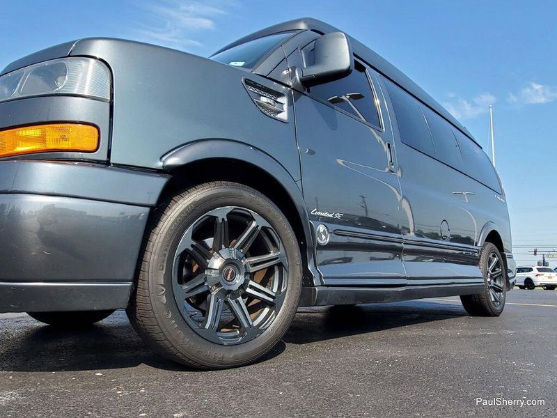 Used 2015 GMC Savana 2500 Image 9
