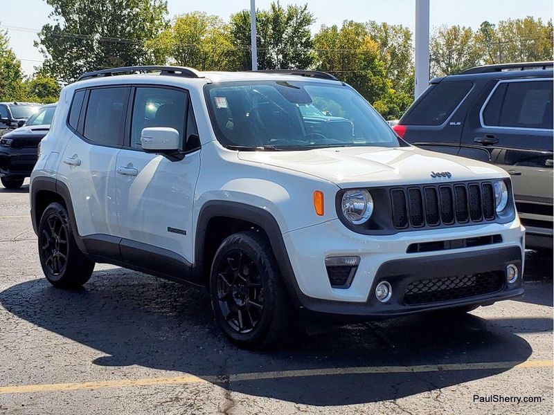 2020 Jeep Renegade Altitude photo 10