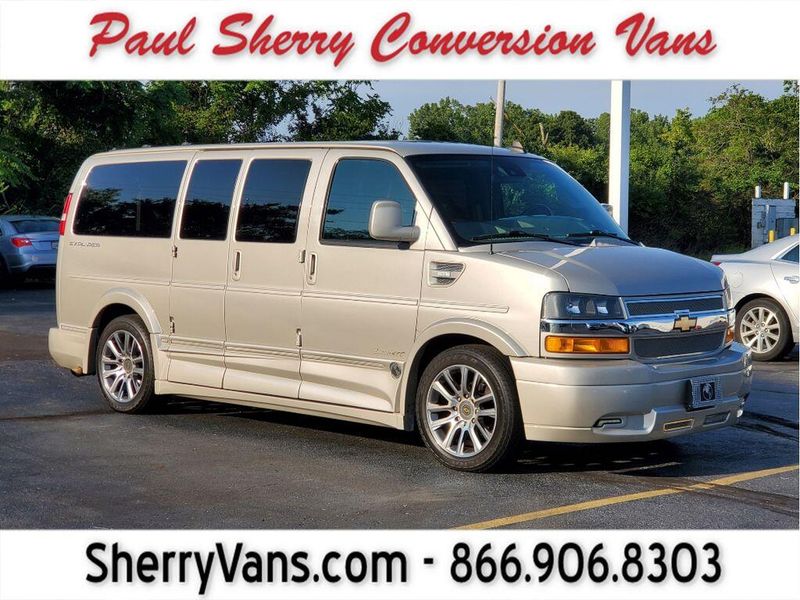 Used 2019 Chevrolet Express 2500 Image 1