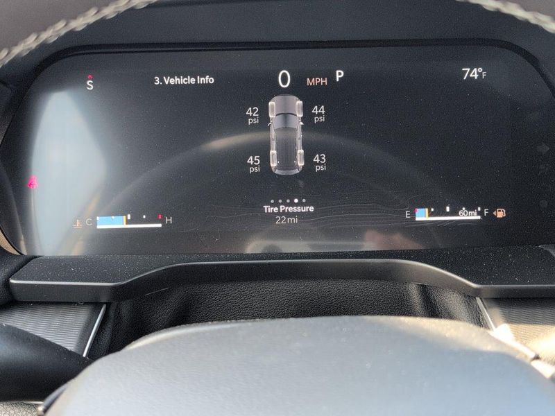 2025 Jeep Grand Cherokee Altitude X 4x2Image 21
