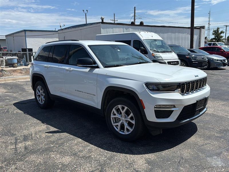 2022 Jeep Grand Cherokee Limited photo 7