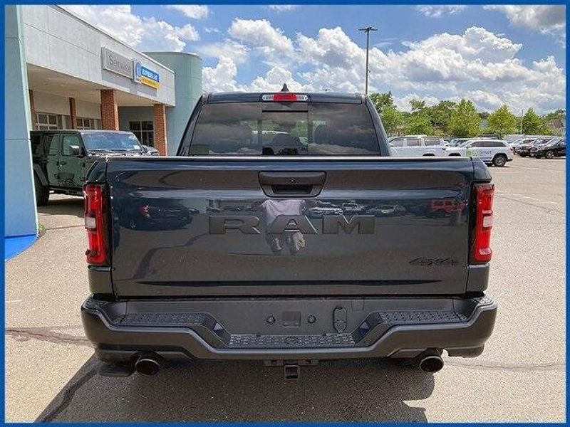 New 2025 RAM 1500 Image 7