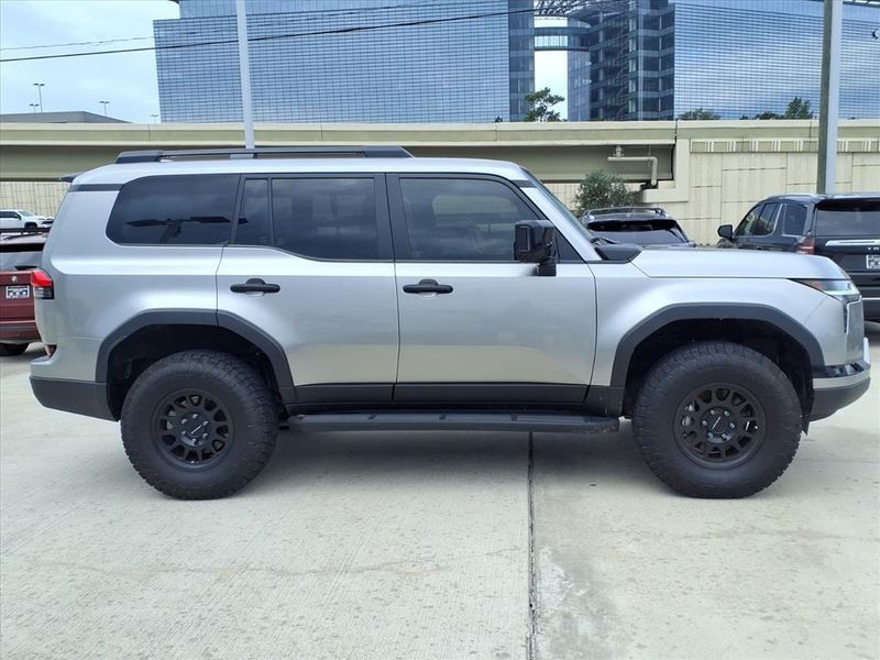 Used 2024 Lexus GX 550 OvertrailImage 5