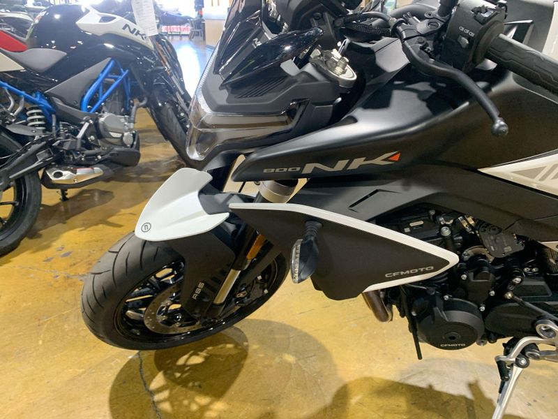 New 2024 CFMOTO 800NK-DEMO Image 14