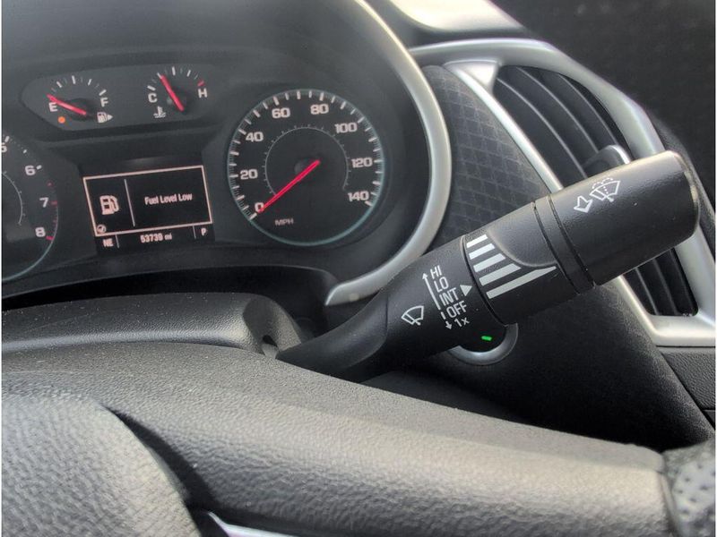 Used 2023 Chevrolet Malibu LTImage 24