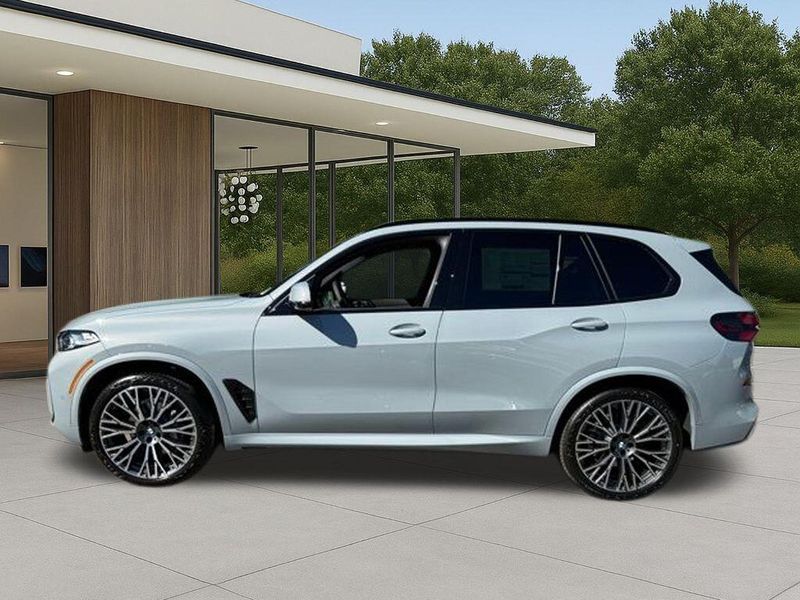New 2026 BMW X5 xDrive40iImage 12