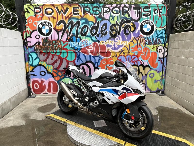 New 2026 BMW S 1000 RR Image 2